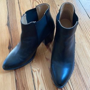 Nisolo Heeled Chelsea Boots